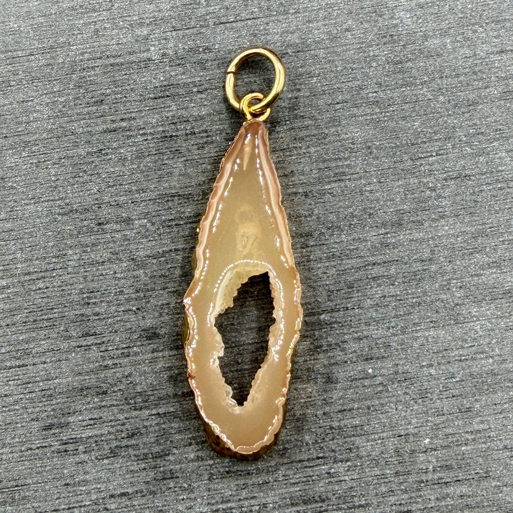 Druzy Agate Geode Slice Pendant Gold Tone Edge Natural Stone Boho Jewelry